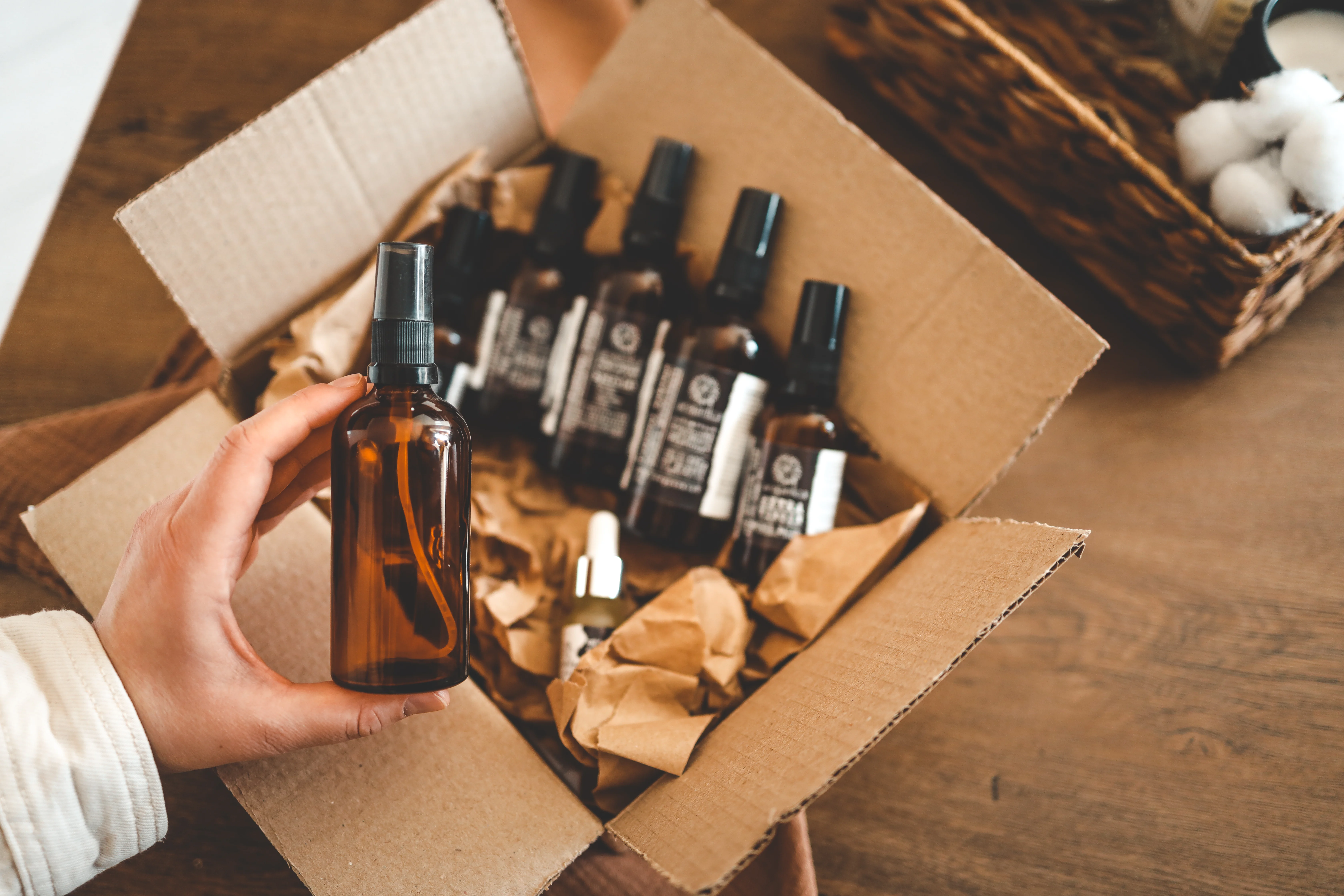 Parfum versturen in binnen- en buitenland.