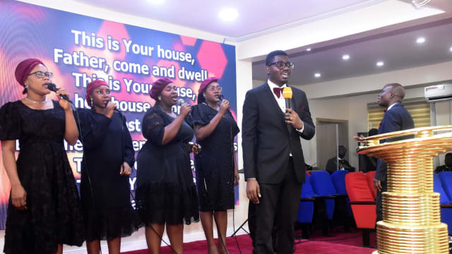 Choir & Worship Team