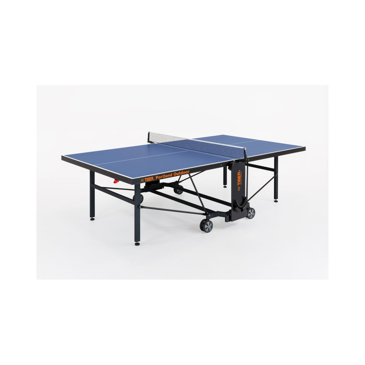 Tiger Portland Outdoor V2 PingPong table with a blue top