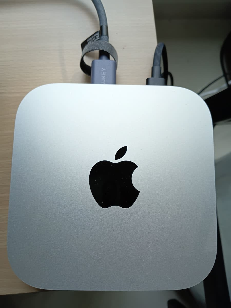 ขาย mac mini m4 มือสอง สภาพมือหนึ่ง