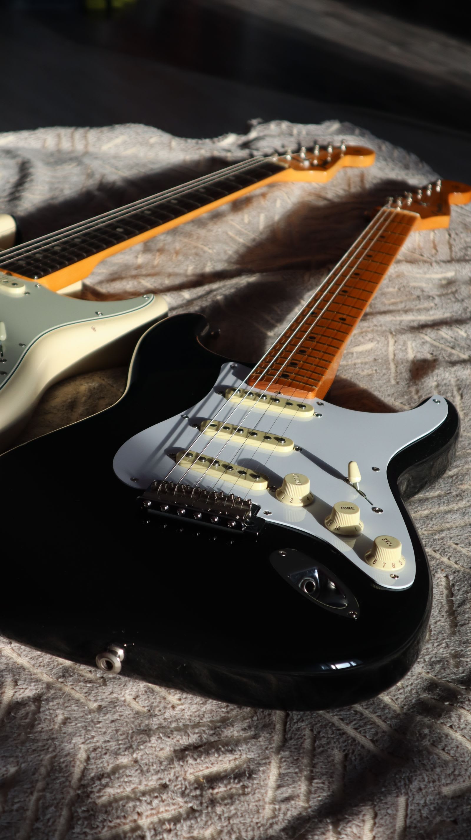 กีตาร์ไฟฟ้า Fender Player Stratocaster สีดำ มือสอง