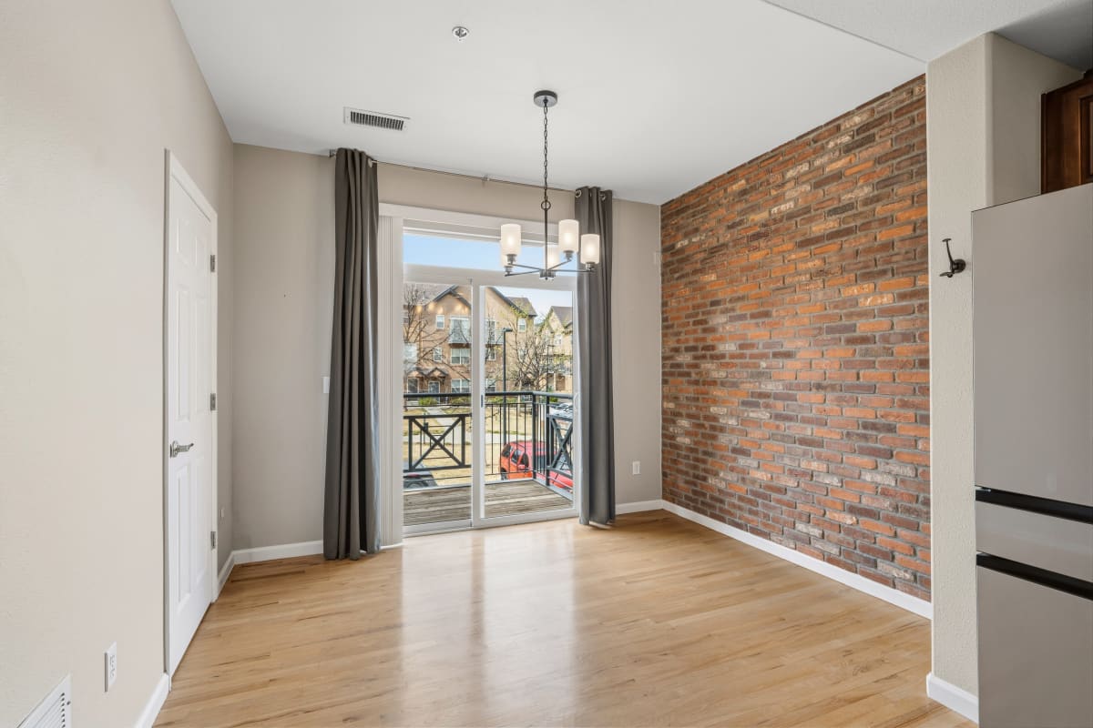 Dining Room — before virtual staging