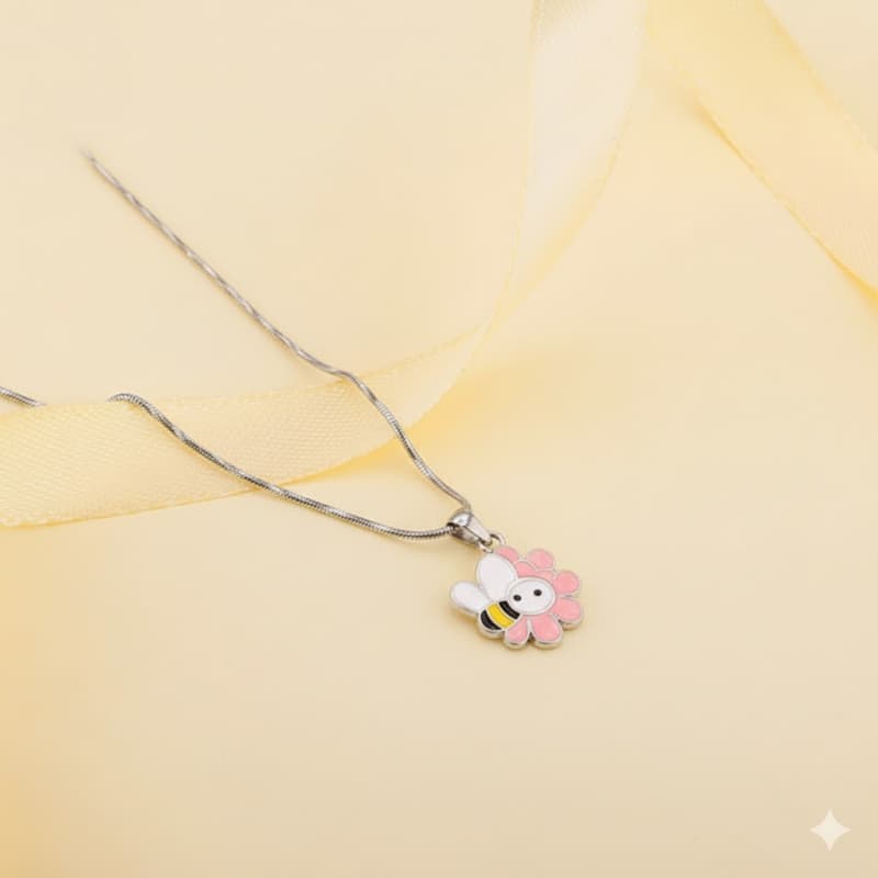 Girls Been Locket set with pure silve 925