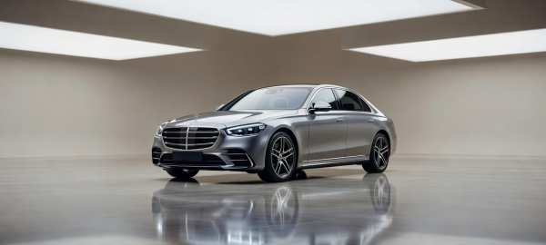 Sleek Silver Mercedes S-Class Sedan — desktop wallpaper