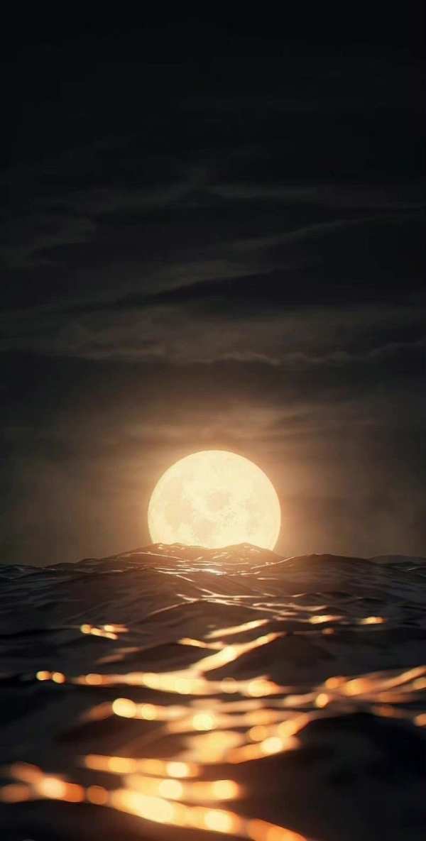 Dramatic Full Moon Over Wavy Sea — phone wallpaper