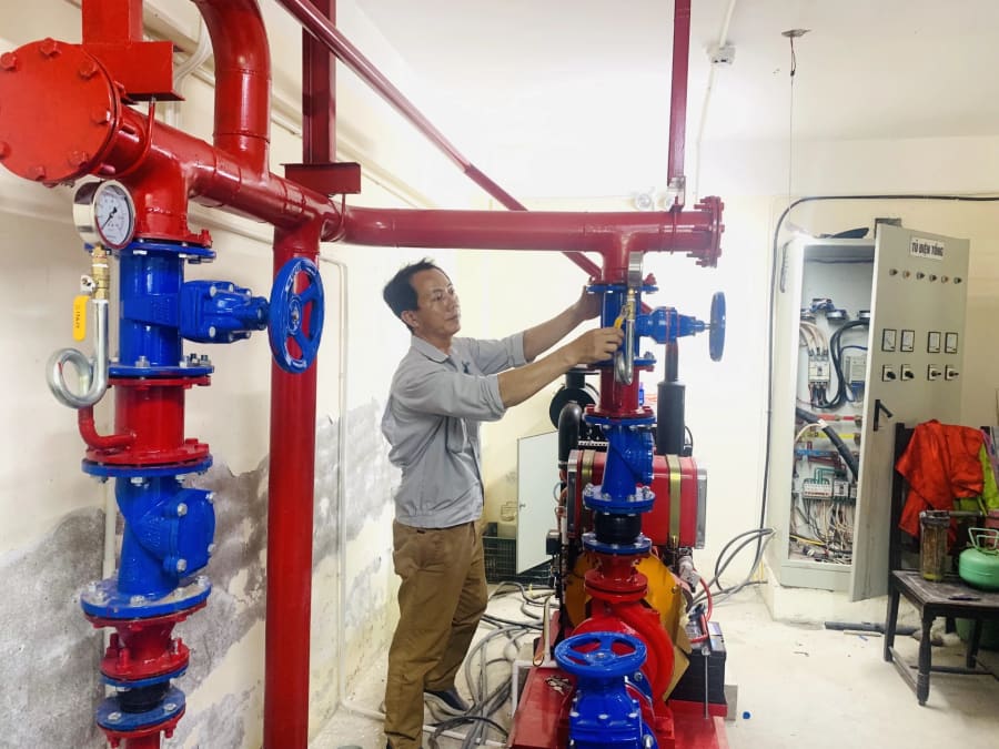 Hệ thống thiết bị phòng cháy chữa cháy cơ quan Báo và PTTH Quảng Trị được kiểm tra, bảo dưỡng thường xuyên - Ảnh: Đ.V