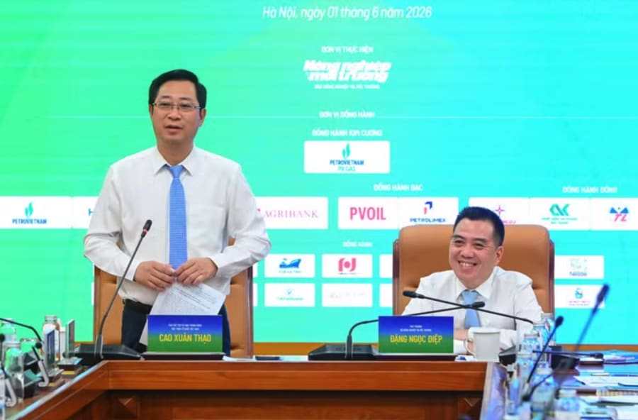 Ông Cao Xuân Thạo, Phó Chủ tịch Ủy ban Trung ương MTTQ Việt Nam thông tin với báo chí.
