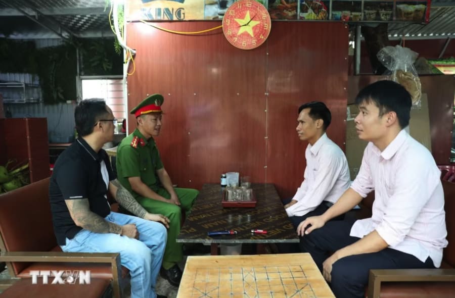 Công tác dạy nghề cho phạm nhân tại Trại giam Ninh Khánh, tỉnh Ninh Bình. (Ảnh: Hải Yến/TTXVN)