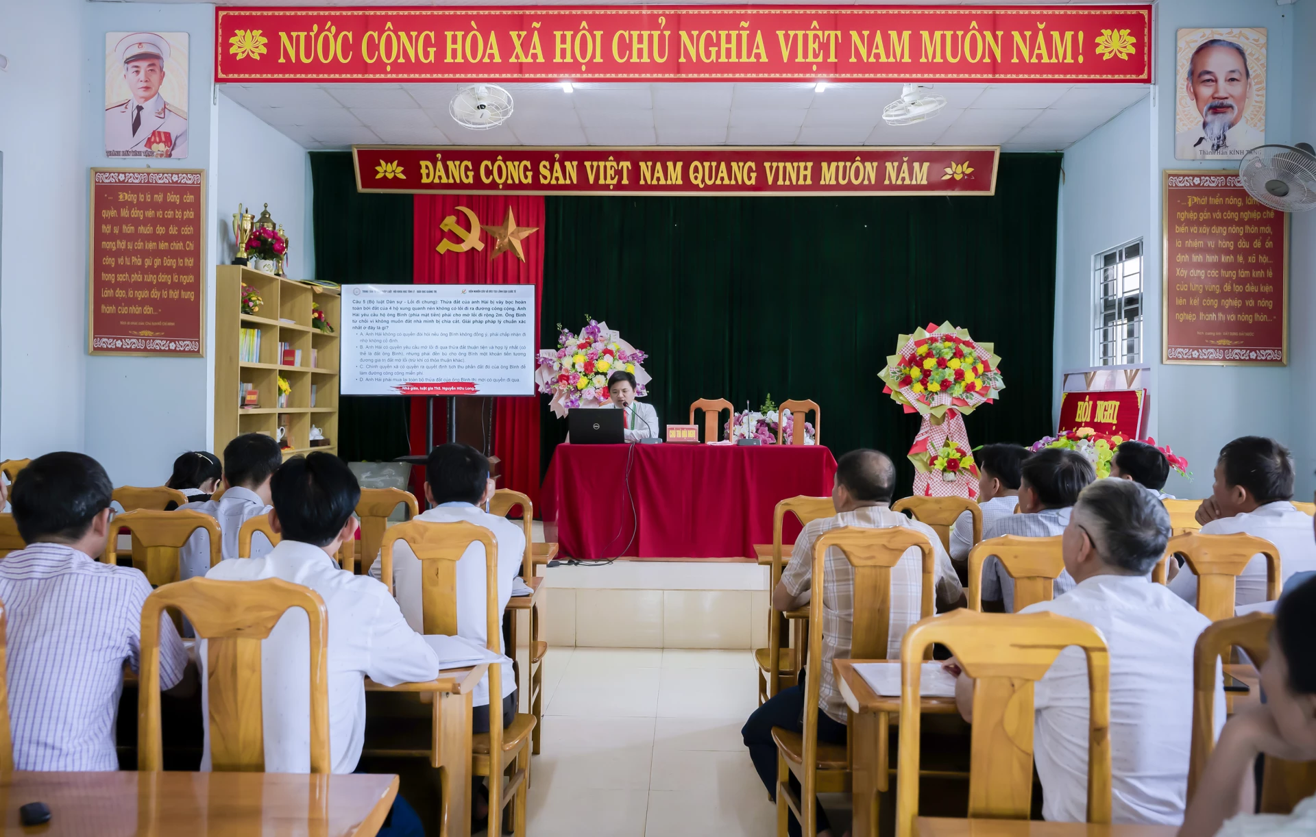 Tập huấn phát triển năng lực tư vấn, phổ biến pháp luật và hòa giải ở cơ sở - Ảnh: H.T