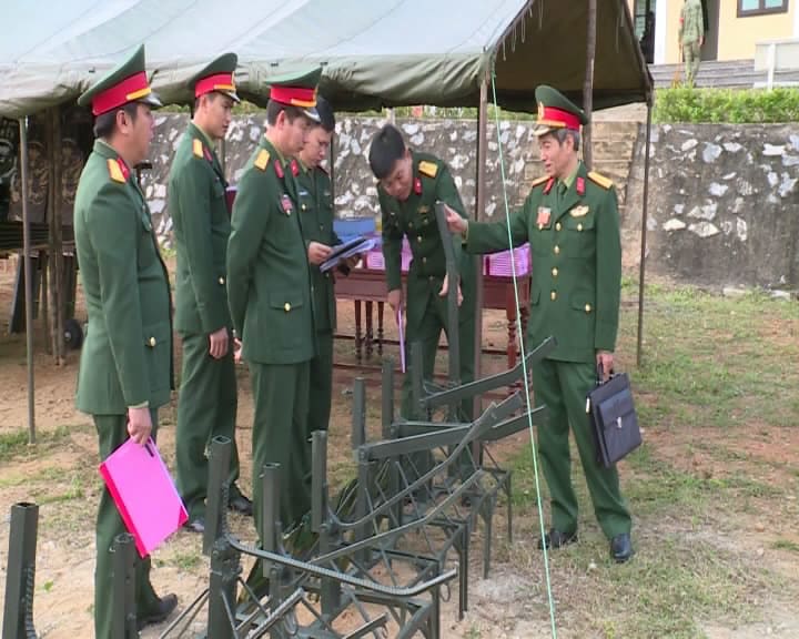 Kiểm tra hoạt động tiếp nhận chiến sỹ mới nhập ngũ