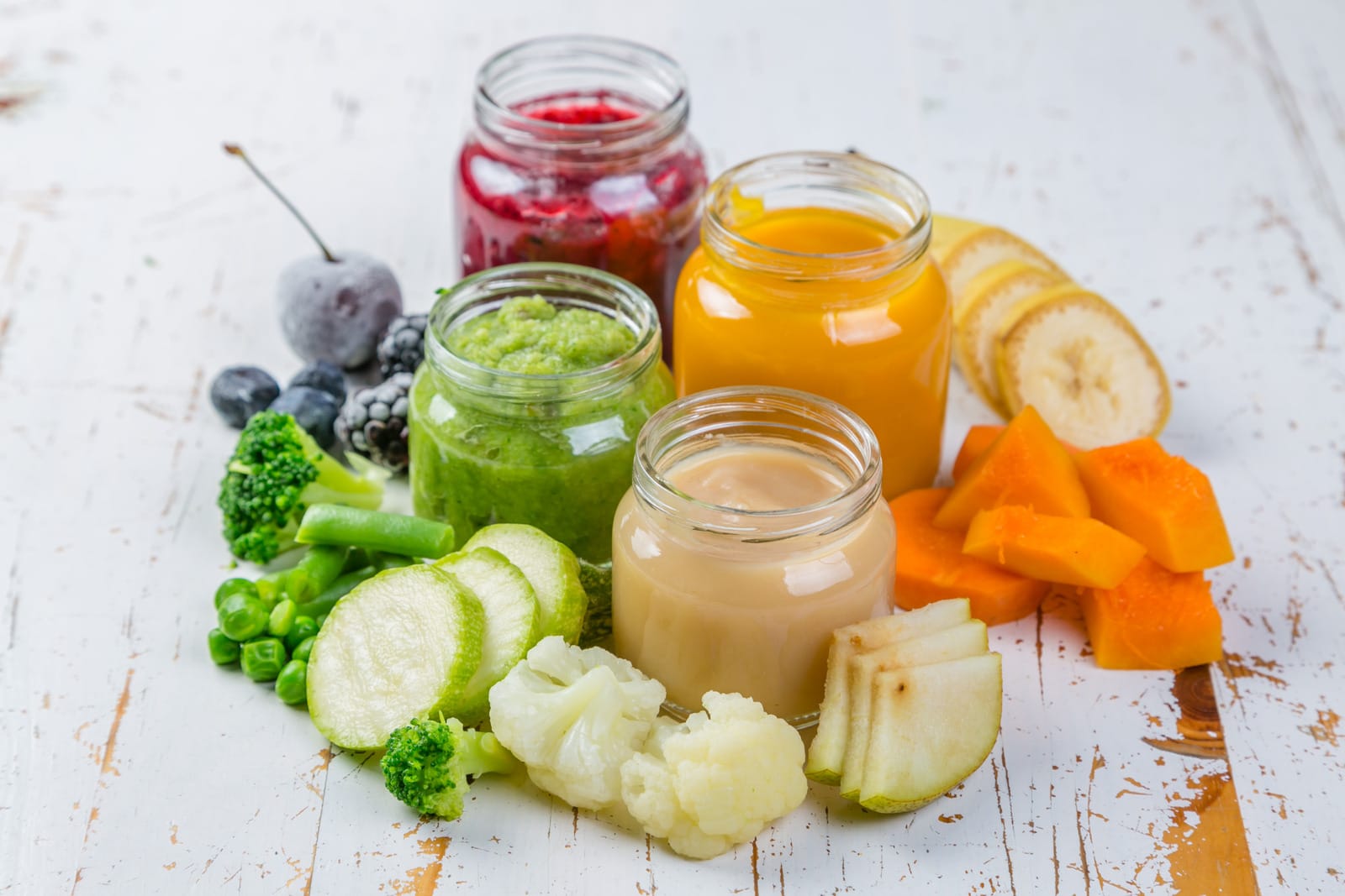 Introduction aux aliments solides pour bébés : Conseils et étapes