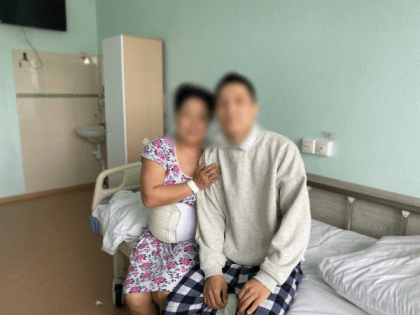 В Красноярске мать отдала сыну свою почку