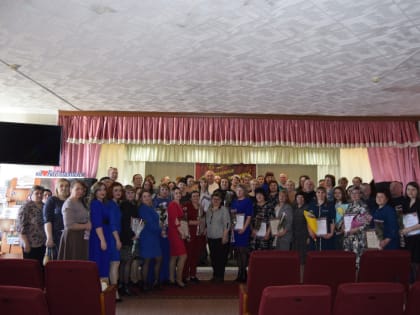 Каратузские работники культуры отметили свой профессиональный праздник.