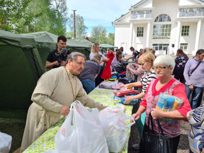 Красноярский священник пронял участие в автопробеге Красного креста
