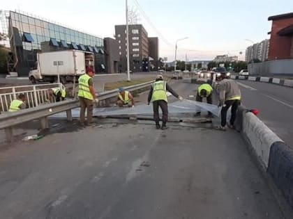 В Красноярске проезд по мосту на Брянской пообещали открыть на следующей неделе