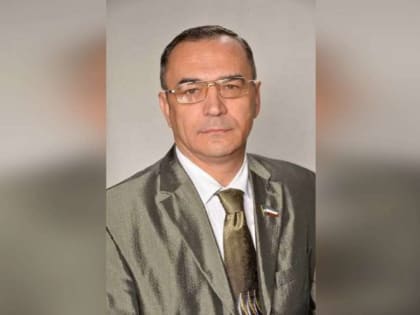 Депутат парламента Хакасии лишился мандата в связи с эмиграцией?