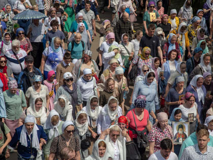 На левобережье Красноярска прошел крестный ход