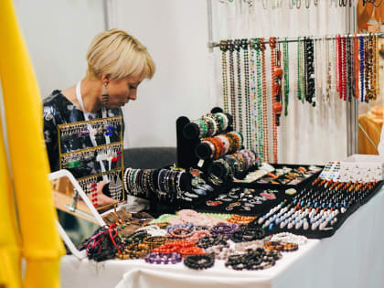 Самозанятые из Красноярского края смогут бесплатно принять участие в этническом фестивале музыки и ремёсел