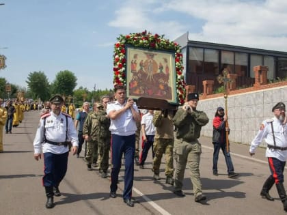 По Красноярску прошел левобережный крестный ход