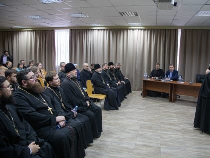 В Красноярске начал работу Всесибирский молодёжный православный форум