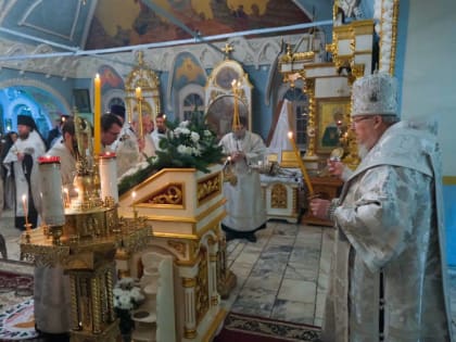 Владыка Пантелеимон совершил Всенощное бдение в Покровском кафедральном соборе города Красноярска