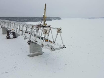 Строительство Высокогорского моста продолжается и в праздничные дни