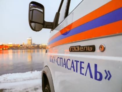 65-летнего мужчину эвакуировали с Красноярского водохранилища