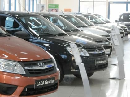 Россиянам предложили выдавать по миллиону рублей на новую машину
