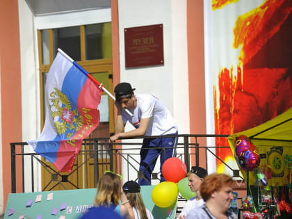 Губернаторы могут получить право продлевать майские праздники