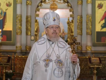 Пантелеимон возглавил богослужения в Рождественскую ночь в храме Рождества Христова