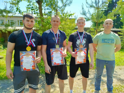 Спортивная площадка ГТО в честь Дня России