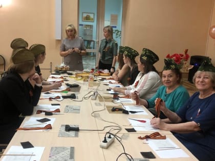 В Ачинске прошел мастер-класс «Звезда Победы», приуроченный к празднованию 79-й годовщины Великой Отечественной войны