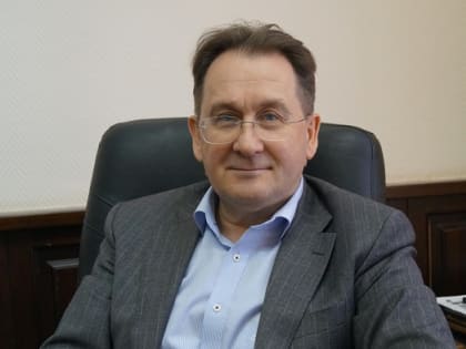 Председатель Совета депутатов Железногорска Сергей Проскурнин  поздравил мужчин с 23 февраля