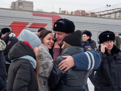 В Красноярск вернулся сводный отряд полиции после командировки в Херсонскую область