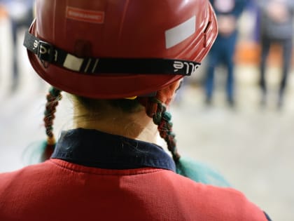 Лучший кладовщик работает в «Норильскгазпроме»