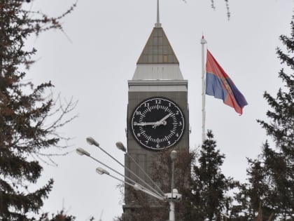 Николай Ренц объявил о сложении полномочий