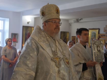 Митрополит Пантелеимон: Нигде мы не встретим такой благодати и силы Божией, как во время молитвы — и в храме особенно