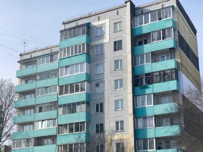 УК в Минусинске выполнила работы по герметизации межпанельных стыков