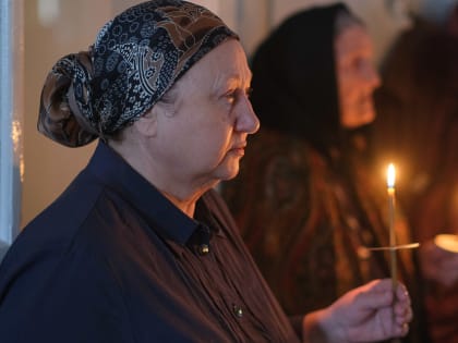 Владыка Пантелеимон совершил повечерие с чтением канона Андрея Критского в четвёртый день Великого поста