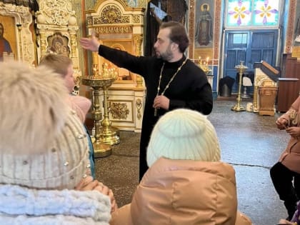 Ачинские школьники посетили Казанский собор