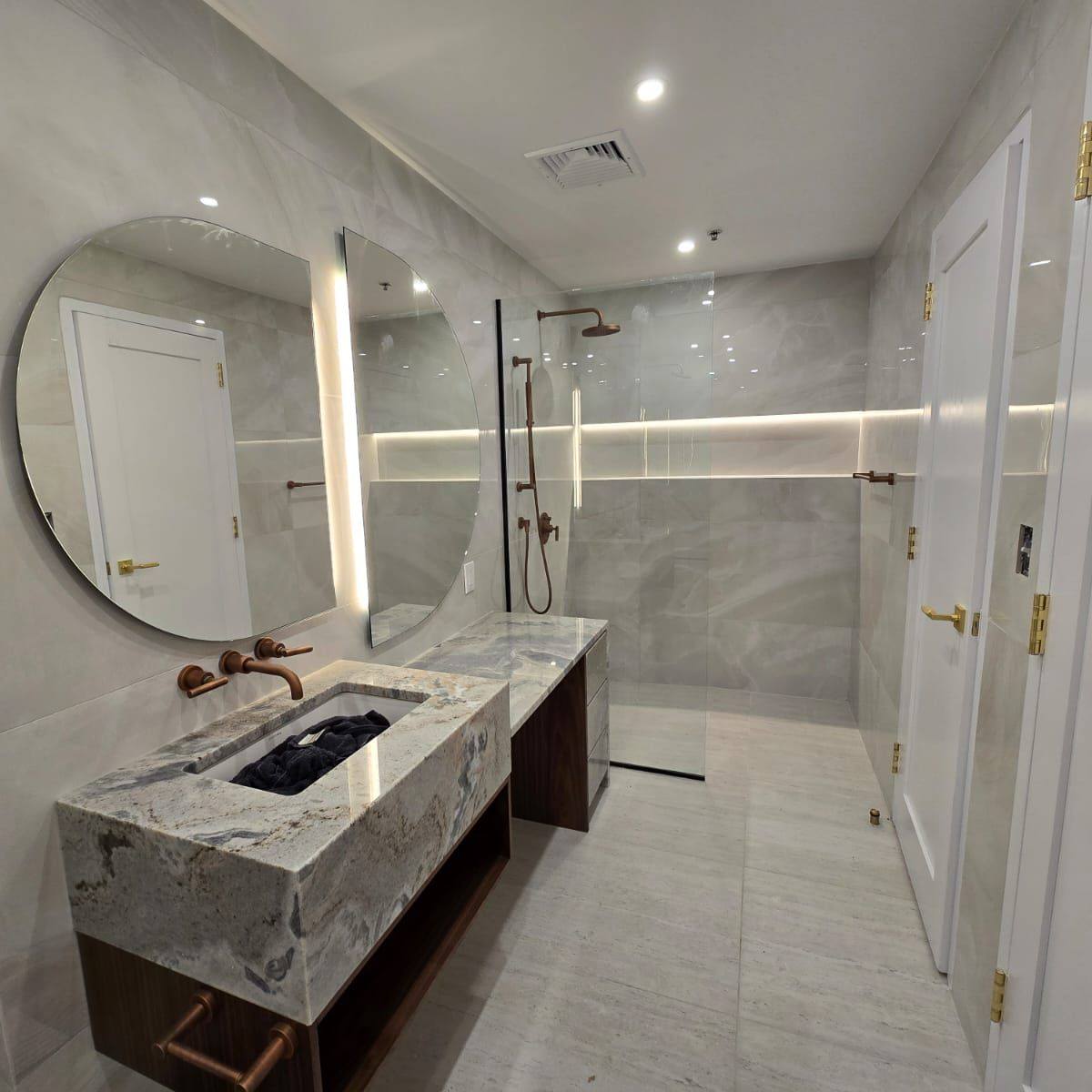 Marble bathroom Ottawa