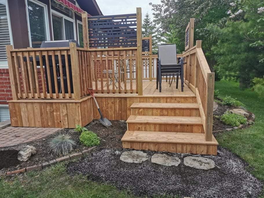Cedar deck Ottawa
