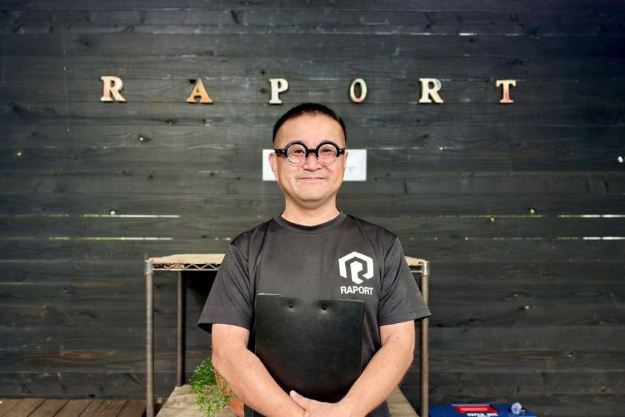 Raportのスタッフ