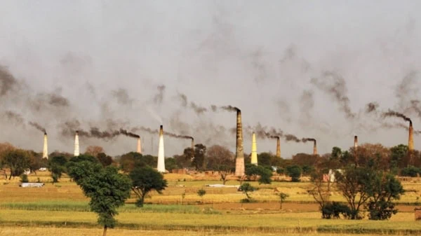 There are about 2,000 traditional brick kilns in and around Dhaka.