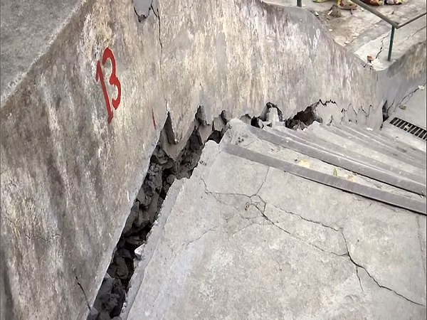 Visuals of cracks in Joshimath.
