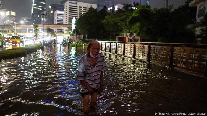 The capital of Indonesia, Jakarta goes underwater