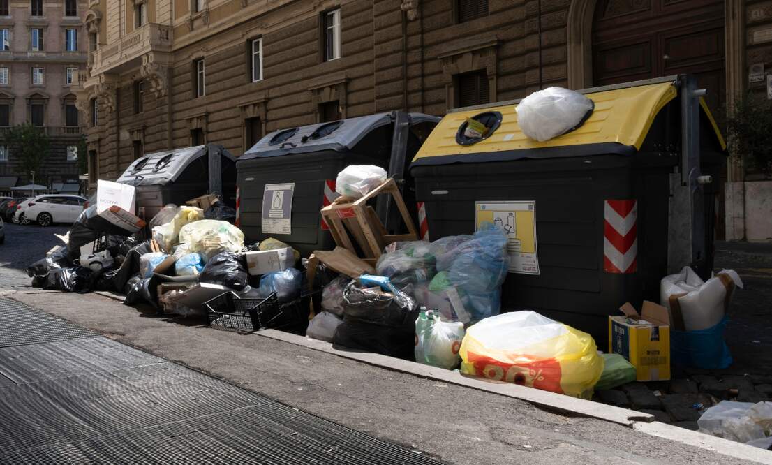 The city of Rome has been struggling recently, drowning under piles of household waste that the Italian capital simply doesn’t have the capacity to process and dispose of.