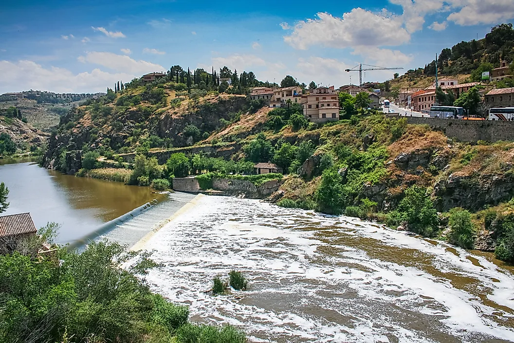 The Tagus is the longest river that can be found in Spain