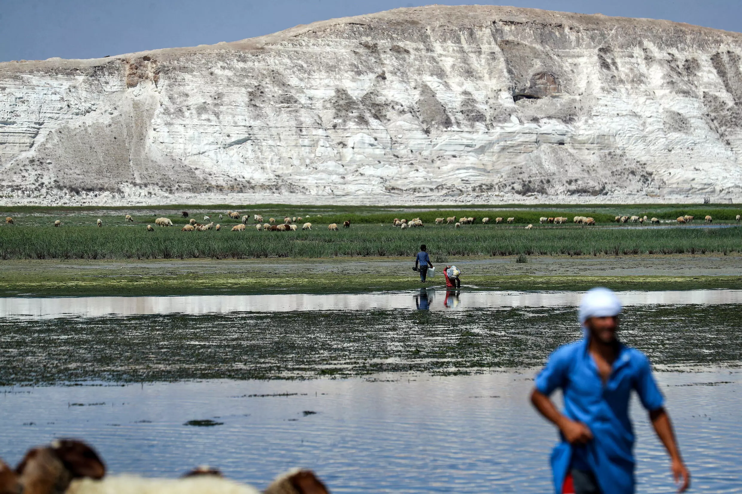 Drying Euphrates threatens disaster in Syria