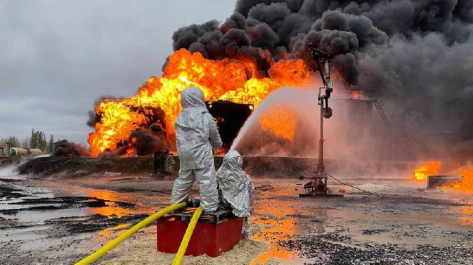 New arrivals and a big fire in Shakhtarsk